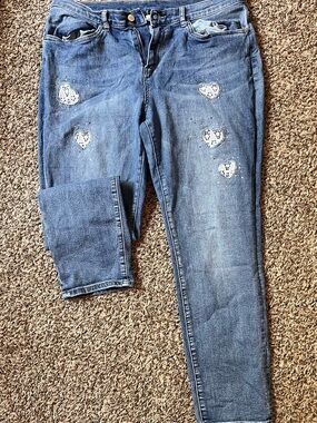 VENUS Light Blue Skinny Jeans with Heart Appliqués